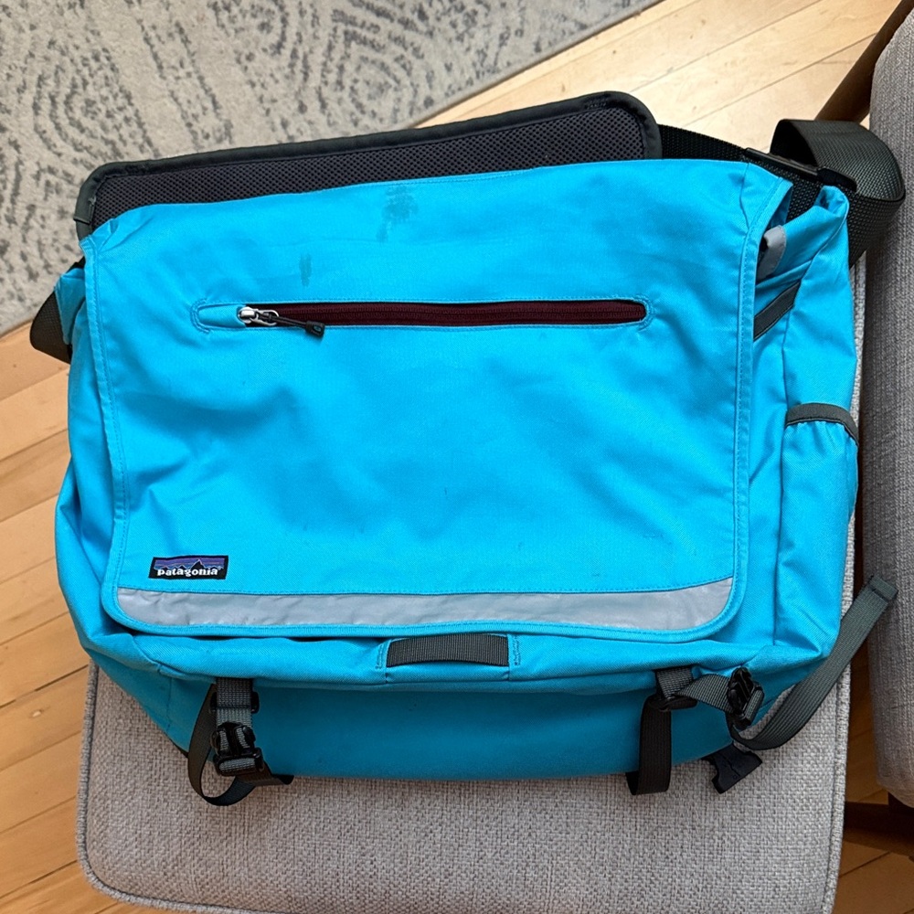 Patagonia Half Mass Messenger Bag